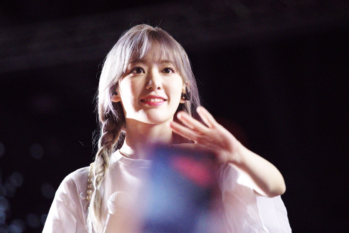 지난 2년반동안 수고 많았어요
HKT48의 사쿠라가 아이즈원의 미야와키사쿠라를 되어주셔서 너무 고마웠어요
사쿠라 파워는 당신이 있기 때문에 존재할 수 있으니 앞으로는 당신이 어디에 있어도 너를 응원할게요
생일 축하해요
 #미야와키사쿠라 #宮脇咲良 #みやわきさくら #MiyawakiSakura #아이즈원