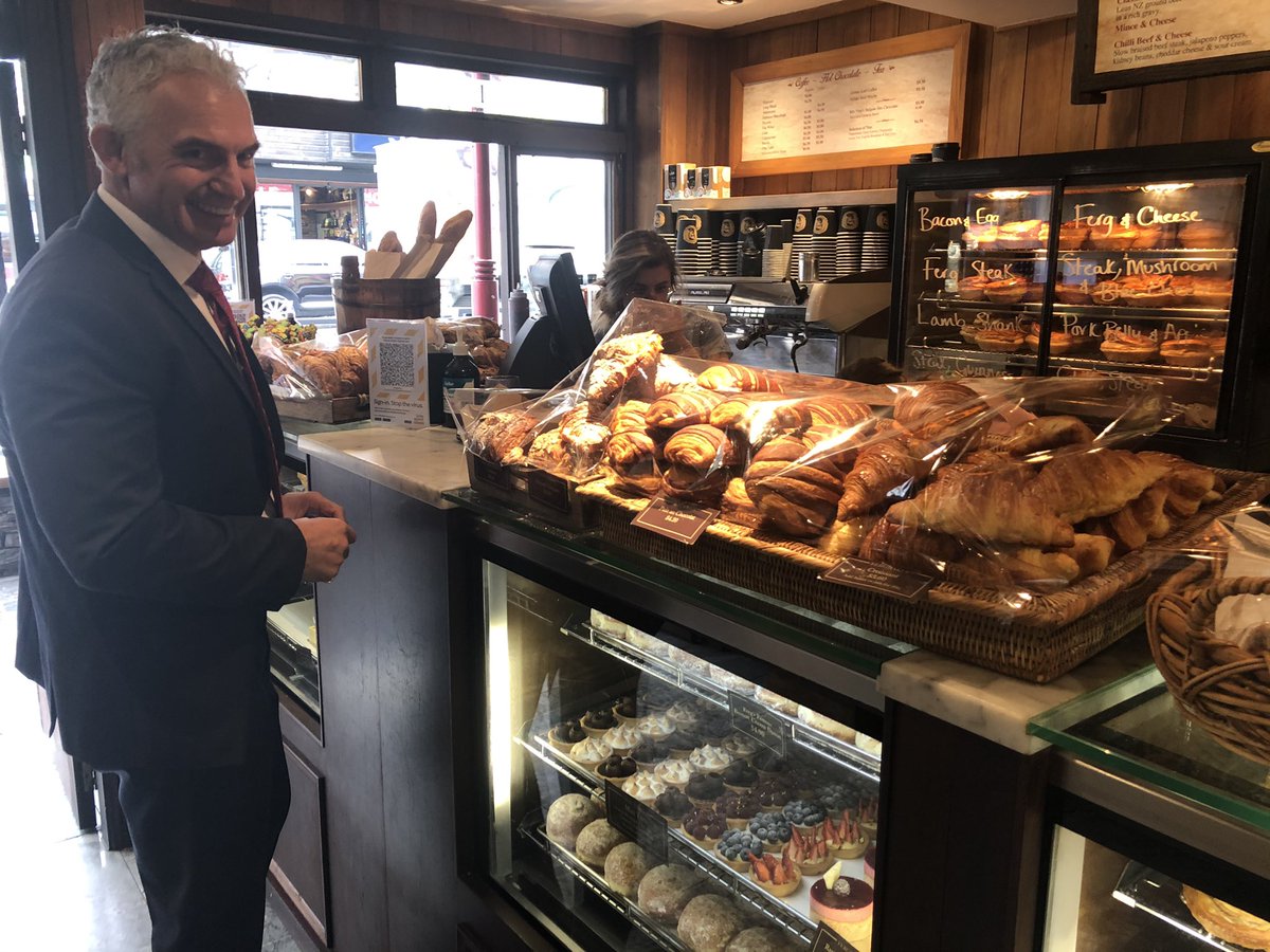 Stuart_NashMP's tweet photo. Supporting local businesses one chicken baguette at a time. The iconic #FergBaker. https://t.co/YrhFJITaf8