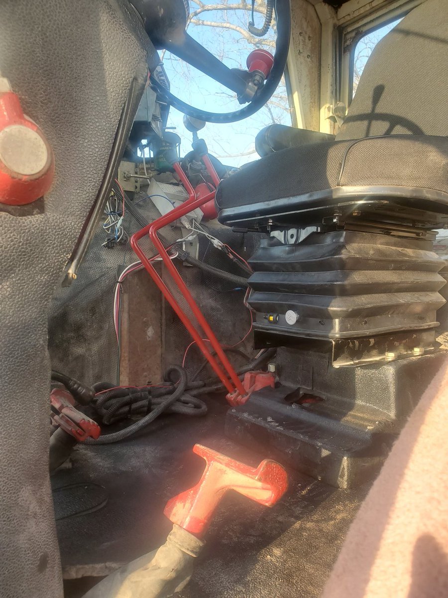 Son starting mass production of 06-66 series IH hydraulic levers.