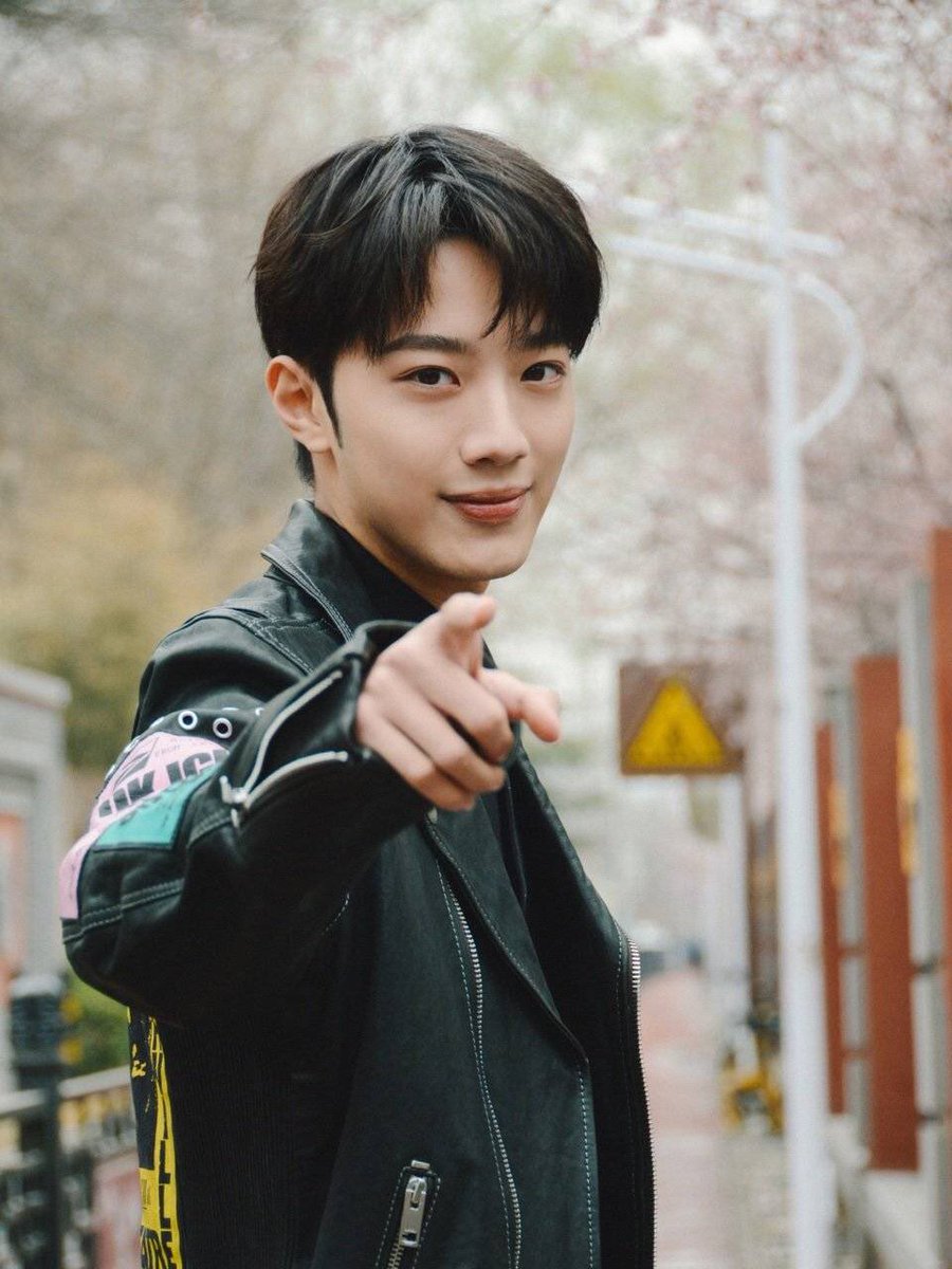 KUANLINUNION_TH's tweet photo. (💌) 210319 ; WEIBO UPDATE
©️ 赖冠霖_Edward 

ควานลินมาอัพเดทรูปภาพใน Weibo ค่ะ 🌸✨

#LAIKUANLIN #赖冠霖 #라이관린 #ไลควานลิน https://t.co/N13BVpzfm9
