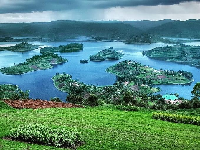 S2N_ENT's tweet photo. Do you’ve any travel plans this weekend? Do they involve visiting the real Wakanda (L. Bunyonyi)?
📸: Courtesy Photos
@TourismBoardUg
@VisitUganda
@azamtvtz @azamtvug @azamtvRw
#visituganda #visitrwanda #visitdrcongo #ChannelUSightsAndSounds #StrictlyEastAfrican #Wakanda https://t.co/xyOWwPcFin