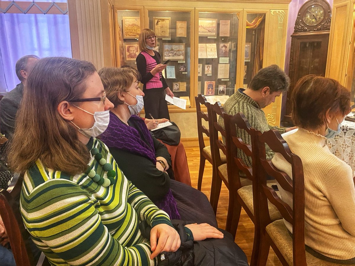 fedinmus's tweet photo. Вчера в нашем музее состоялся вечер памяти поэта Бориса Рыжего. Мы спешим поблагодарить гостей за живое в нем участие – прочитанные стихи, высказанные мнения и искренние эмоции!

#музейФедина #Саратовскаяобласть #музей #Саратов #культура #литература #поэзия #Рыжий #БорисРыжий https://t.co/vgo8C5LIQM