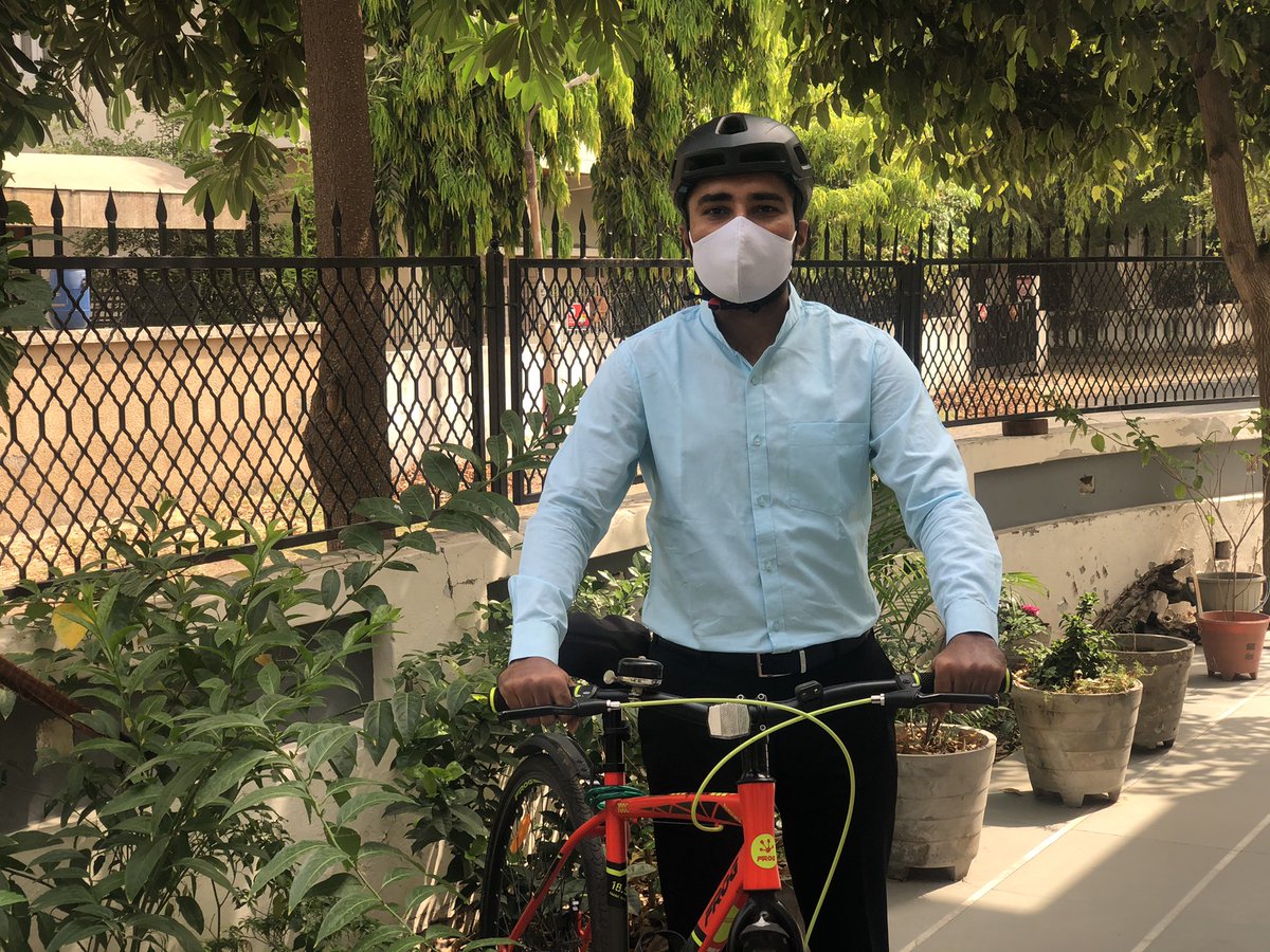 DrDilipSodha's tweet photo. #CarFreeDay once a week
એક દિવસ 🚴‍♂️ માટે

Let's facilitate active participation of communities towards the Sustainable Development. #SDGs 

And work together for @BYCS_org goal: 50% of all trips by bicycle, by 2030. #50by30 

#BicycleMayor #Cycles2Work https://t.co/GZKSeMXPka