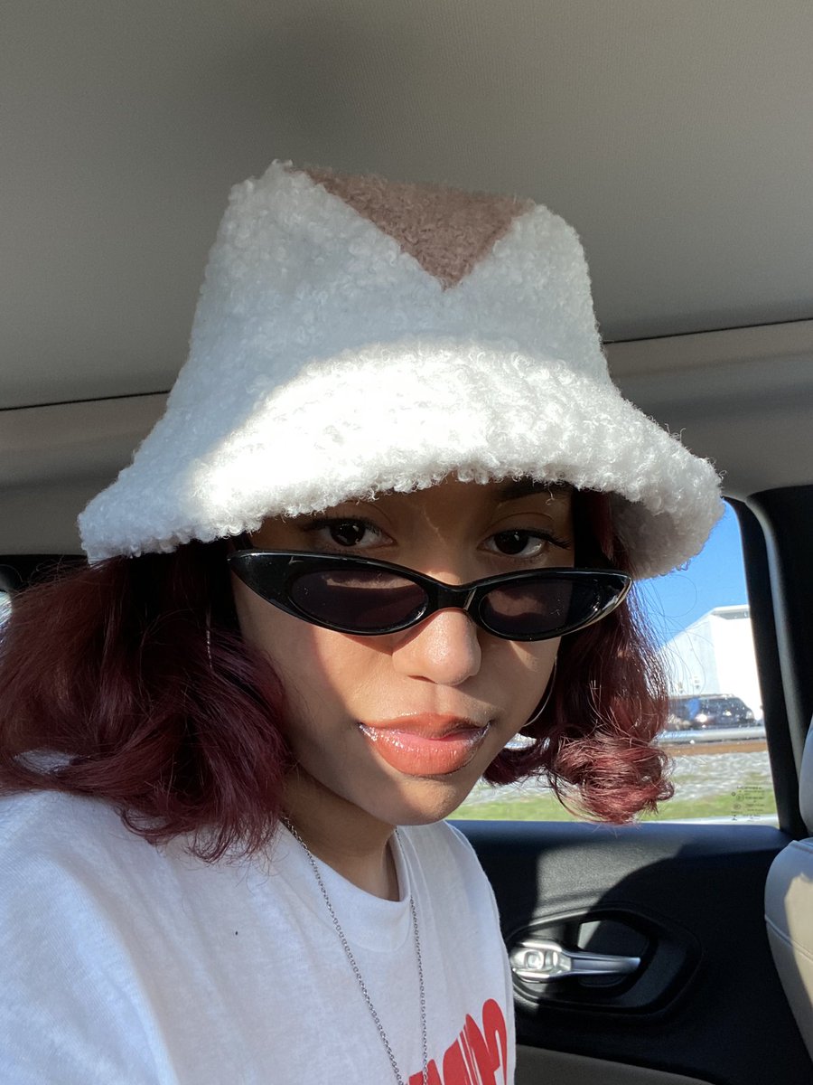 snowttyl's tweet photo. hey πΉπΉ #dookiebustas https://t.co/V1CU2PIzhH