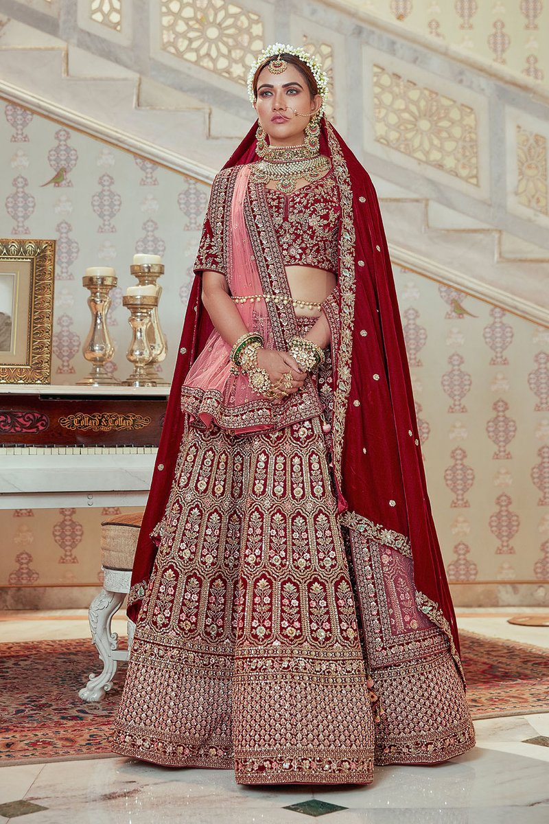 amrutsurat's tweet photo. An enthralling collection that is based upon the beautiful gesture of holding hand for eternity "PANIGRAHAN" by Amrut-The-Fashion-Icon.

#AmrutTheFashionIcon #fashion #fashionblogger #fashiondesigner #wedding #weddingdress #weddings #weddingplan #weddingbelles https://t.co/qsnpKR9Xb0