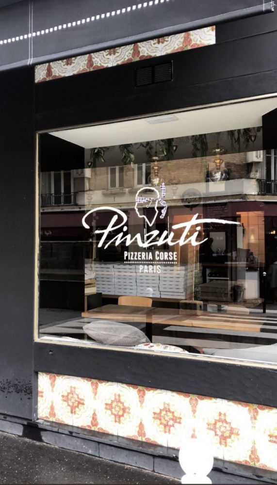 Paris : une pizzeria aux accents pointus corsematin.com/articles/paris…