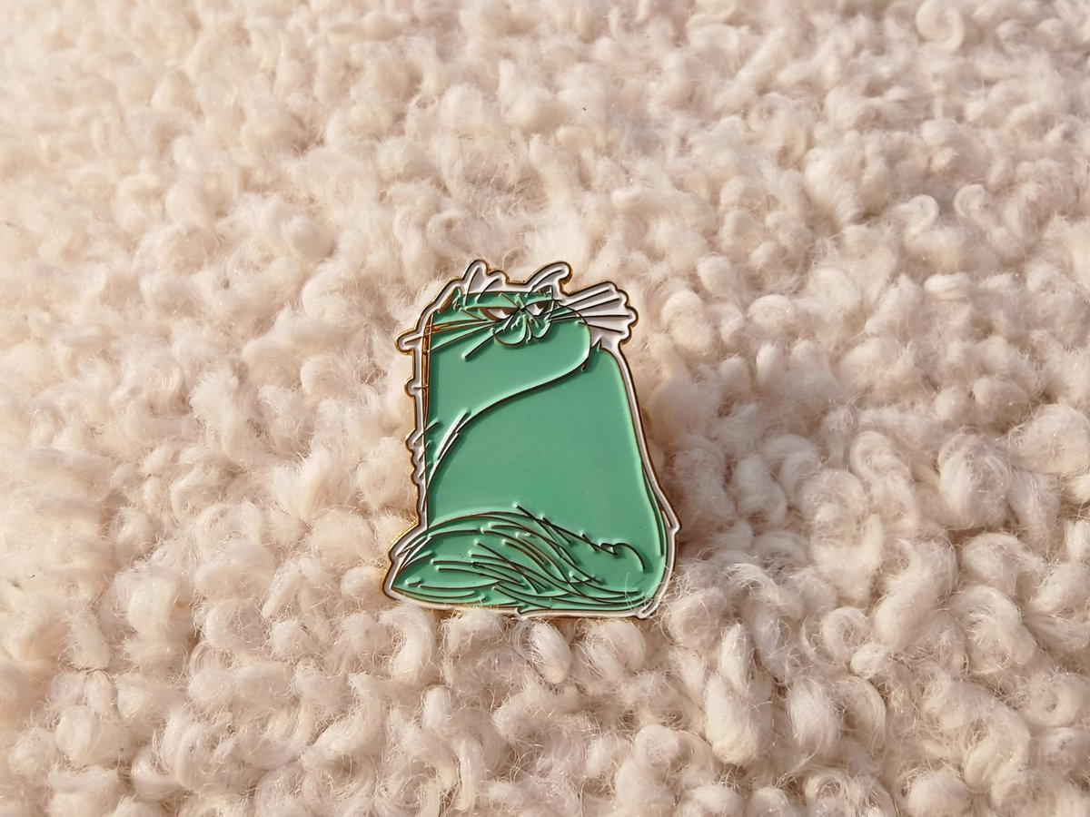 EnamelpinsC's tweet photo. Our cute cat pins are perfectly used for clothing bag hat sweater, scarf, headscarf, dress, suit, backpack etc. 

Unique and exquisite design with pleasant color and brightness makes your dress bag jacket more attractive and special and show your enthusiasm for art. https://t.co/akDEb36Hc4