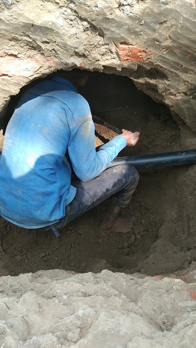 Rameshyadavcsc's tweet image. #cscsegramswaraj Today&apos;s power restoring for gp live by wifi choupal team kunda pratapgarh.@abhi481 @wifichoupal @dintya15 @avanish78 @cscpksrivastava