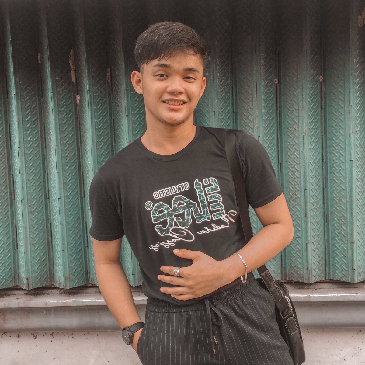 itskenthRomero's tweet photo. Facebook saw it first🙈 https://t.co/kR1NGSMc7M