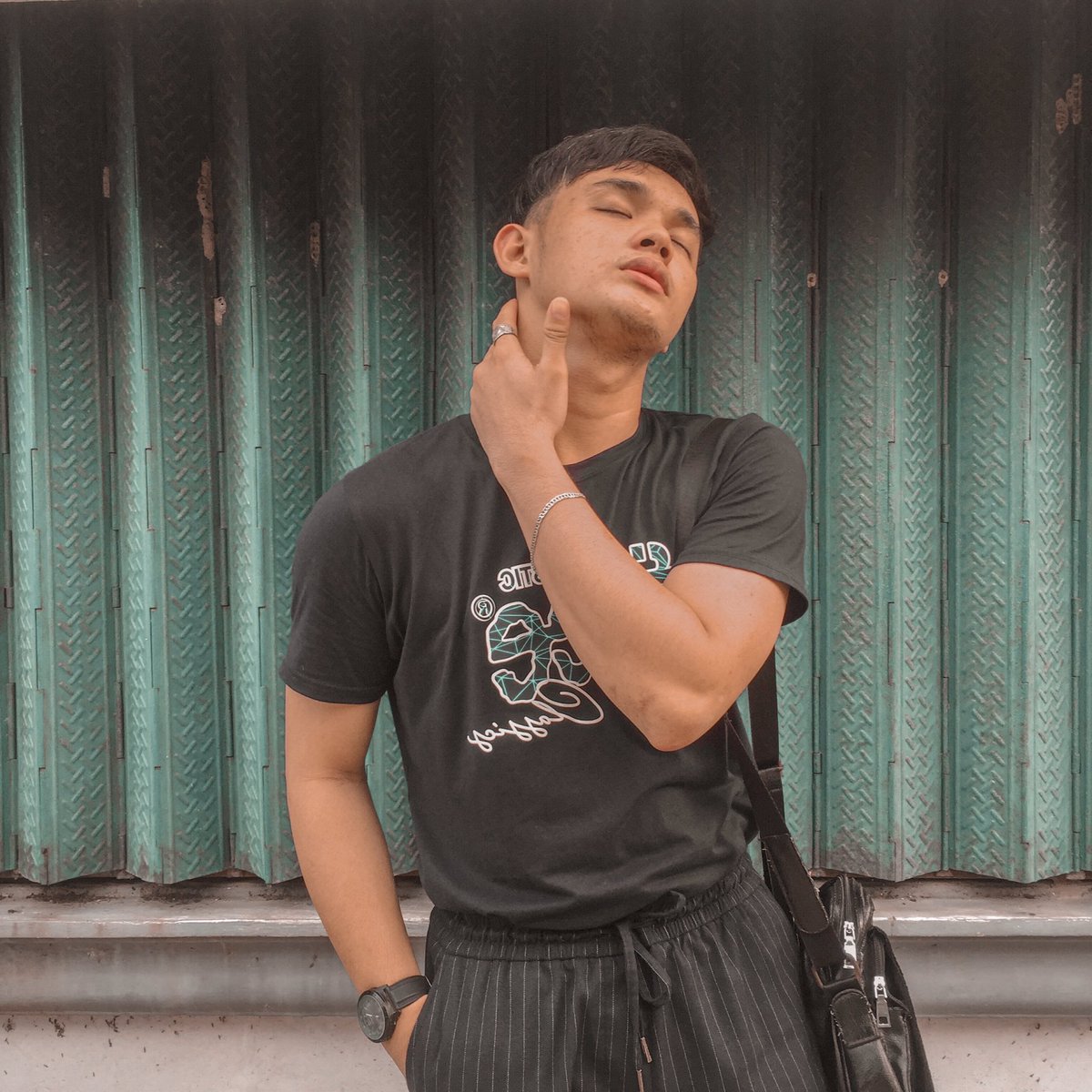 itskenthRomero's tweet photo. Facebook saw it first🙈 https://t.co/kR1NGSMc7M