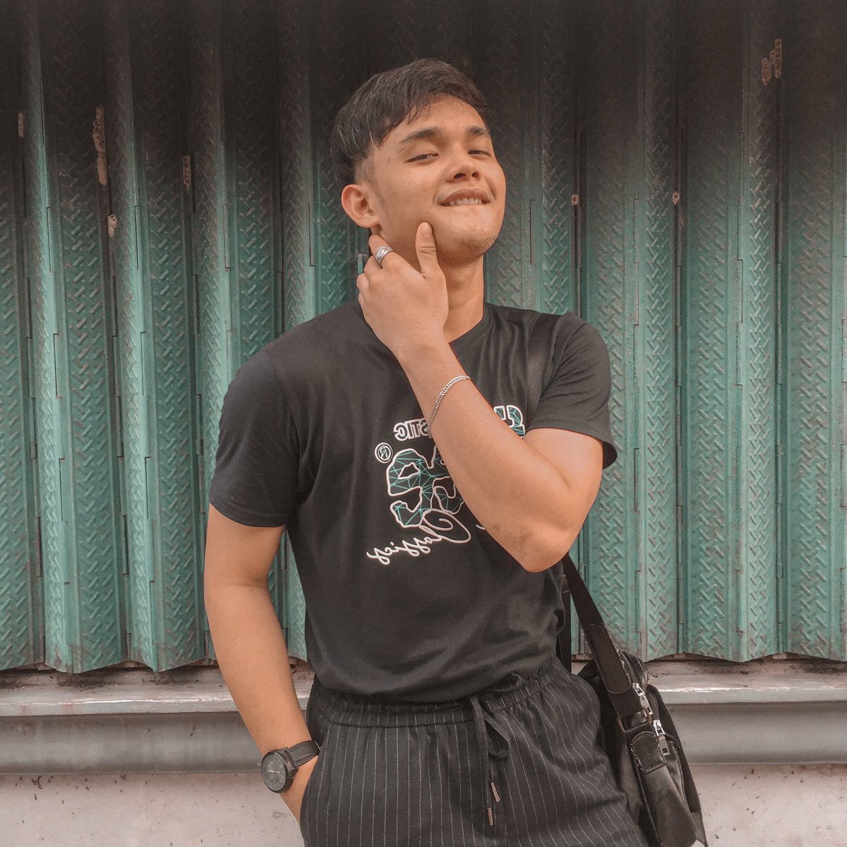 itskenthRomero's tweet photo. Facebook saw it first🙈 https://t.co/kR1NGSMc7M