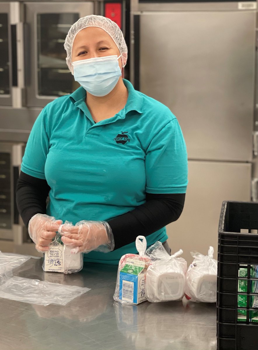 Our final #VACACFP spotlight takes us to Mt. Vernon HS one of our central kitchens, a lot of production happens here! Here we’re making pm snacks to be distributed at daily grab &amp; go sites and bus routes! This pm snack is a crowd favorite! @VDOESNP <a href="/CACFPVirginia/">CACFPVirginia</a>
