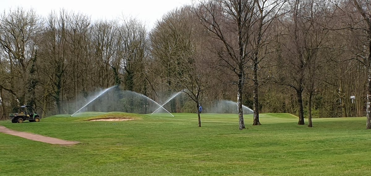 sneaky_001's tweet photo. Preparation continues for the return @PrestonGolfClub The hard work under very difficult conditions from @PGCGreens teams is much appreciated. Still very wet underfoot but hopefully not to much rain before 29th🤞 Well done lads.👍👍 https://t.co/Lvarqcfqh7
