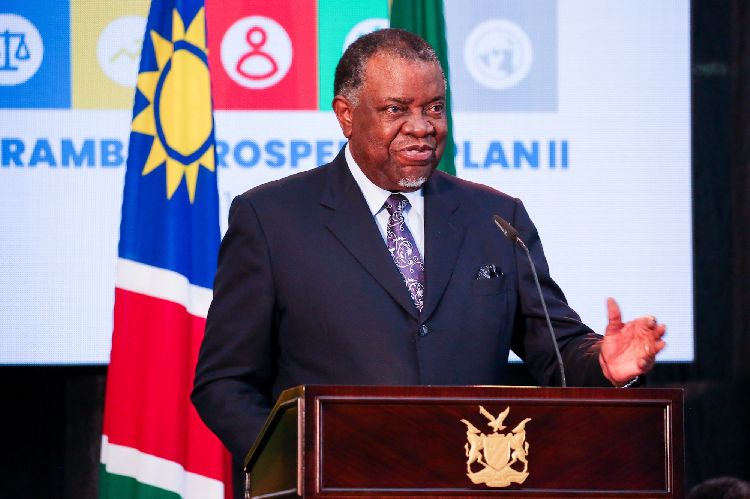 TheNamibian's tweet photo. President Hage Geingob says he has not given up on his dream to see Namibia rid of shacks in urban areas in the next five years. https://t.co/prVCdR2bY5 https://t.co/DyOS5U0RFB
