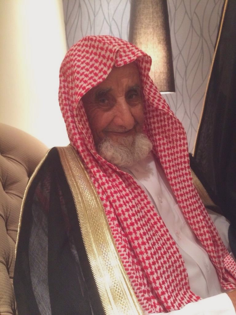 batoo22's tweet photo. - رحِم الله قلباً لو فنت الدُنيا ما أتت بِمثله ♥️ https://t.co/PWVuCt933H