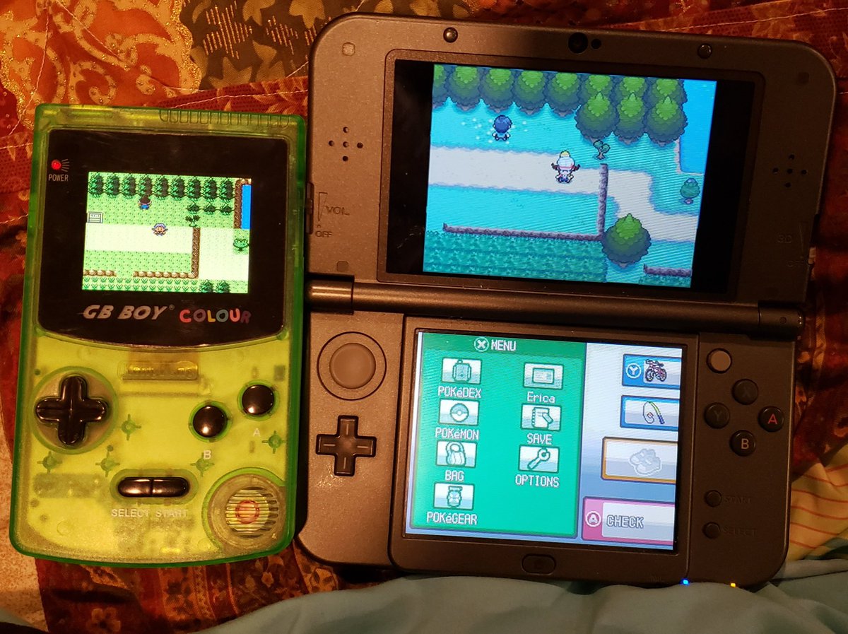 TheTibbysan's tweet image. Good morning from Johto! 💕

#Nintendo3ds #Nintendogameboycolor #Nintendods #PokemonCrystal #Pokemonsoulsilver #Pokemonjohto #gameboycolor #ds #3ds