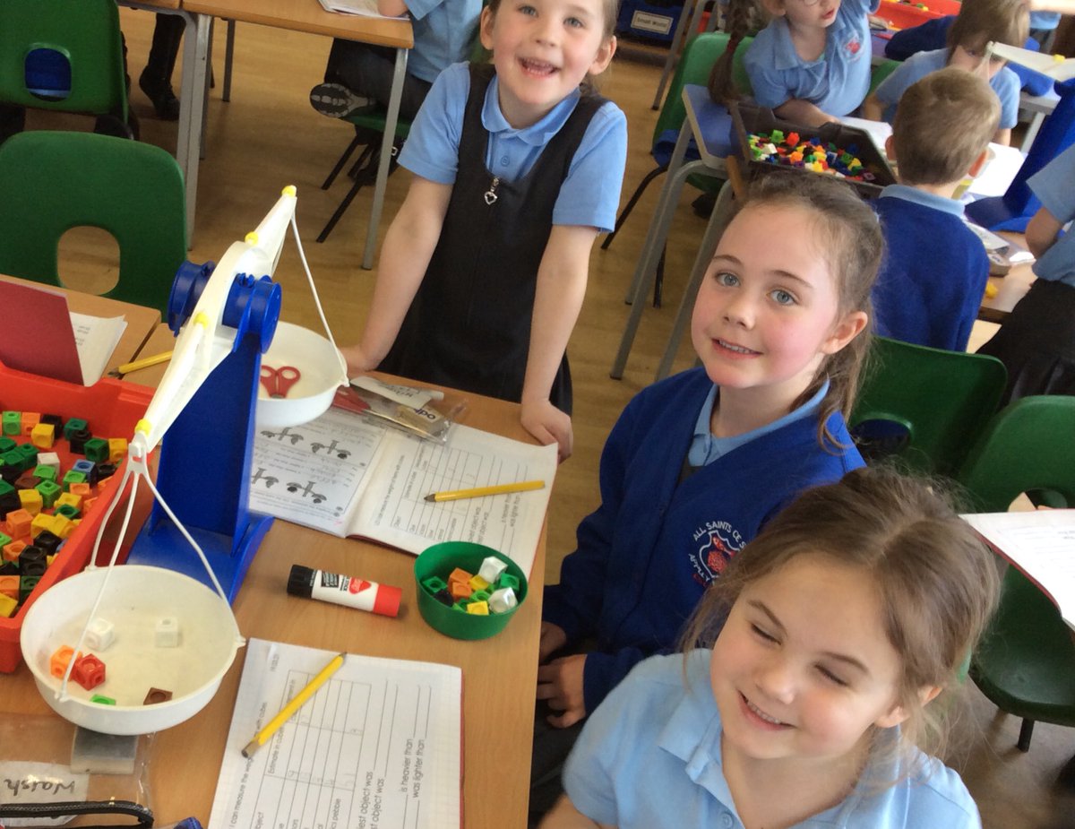 AppleySaintsCE's tweet photo. #ABASY1 worked in groups to measure the weight of items. #ABASmaths #teamwork https://t.co/dZrV7d2rdI