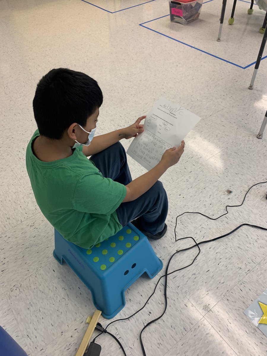 MsPflager's tweet photo. We are having so much fun being POETS! Sharing time helps us stay connected to our virtual friends! https://t.co/XuS9PLio3O