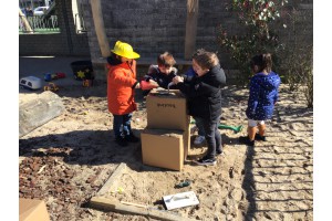 #thema wij gaan (ver)bouwen een #huis #metselen #peuteropvang