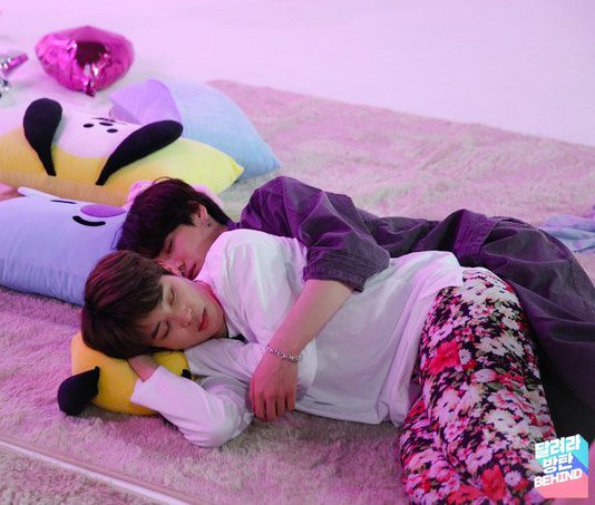 remember mimi was sleeping alone until jungkook decided to cuddle with him...