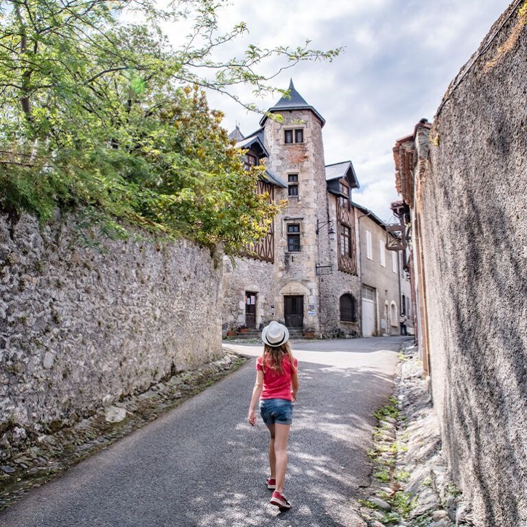 keresés au pair toulouse)