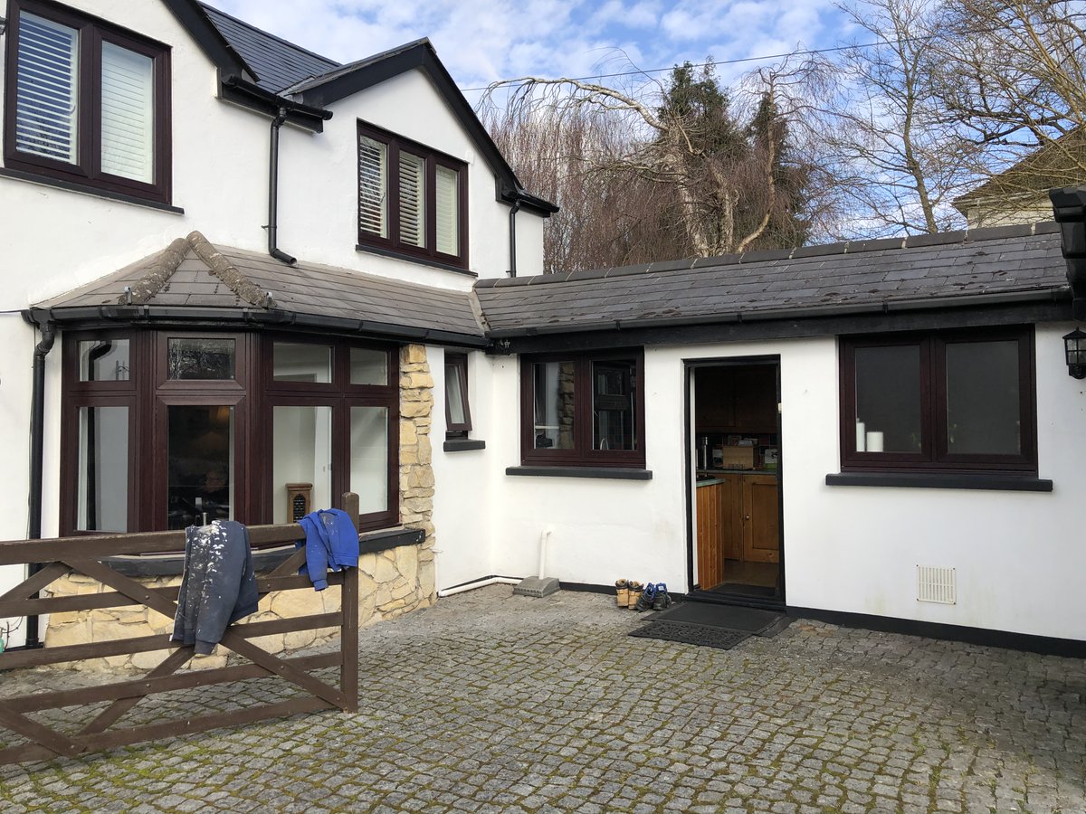 One of this weeks installations using heritage @DeceuninckUK <a href="/QuickslideLtd/">Quickslide Ltd</a> in rosewood on white, along with <a href="/REHAUWindows/">REHAU Windows UK</a> French doors.