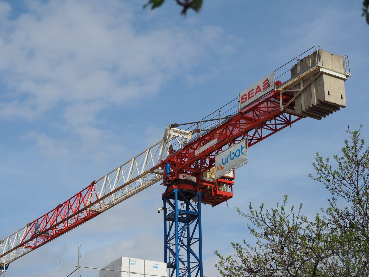 GPmatinter's tweet image. Ma tournée se poursuit sur un chantier de notre fidèle partenaire ▶️Ent.SEA👍 toujours dans l&apos;Hérault..
🏗 RAIMONDI MRT 213
🌐gpmat.fr/grue-a-tour.php
#grues #grue #cranes #construction #levage #gruedechantier #grueatour #grueàtour #MRT213 #gpmatinternational  @raimondicranes @SEA