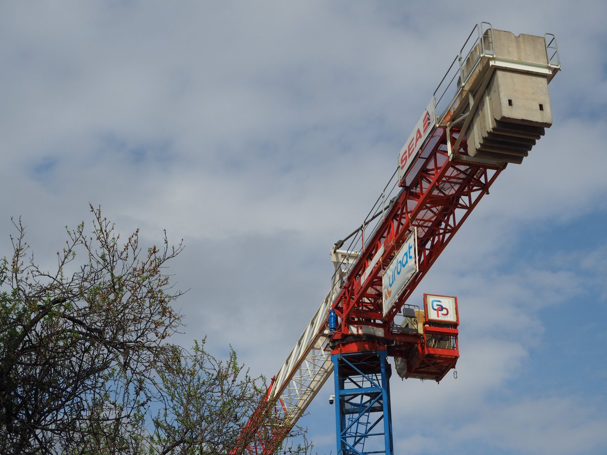 GPmatinter's tweet image. Ma tournée se poursuit sur un chantier de notre fidèle partenaire ▶️Ent.SEA👍 toujours dans l&apos;Hérault..
🏗 RAIMONDI MRT 213
🌐gpmat.fr/grue-a-tour.php
#grues #grue #cranes #construction #levage #gruedechantier #grueatour #grueàtour #MRT213 #gpmatinternational  @raimondicranes @SEA