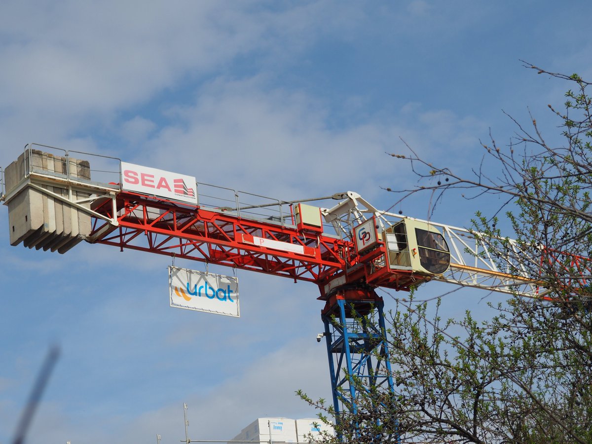 GPmatinter's tweet image. Ma tournée se poursuit sur un chantier de notre fidèle partenaire ▶️Ent.SEA👍 toujours dans l&apos;Hérault..
🏗 RAIMONDI MRT 213
🌐gpmat.fr/grue-a-tour.php
#grues #grue #cranes #construction #levage #gruedechantier #grueatour #grueàtour #MRT213 #gpmatinternational  @raimondicranes @SEA