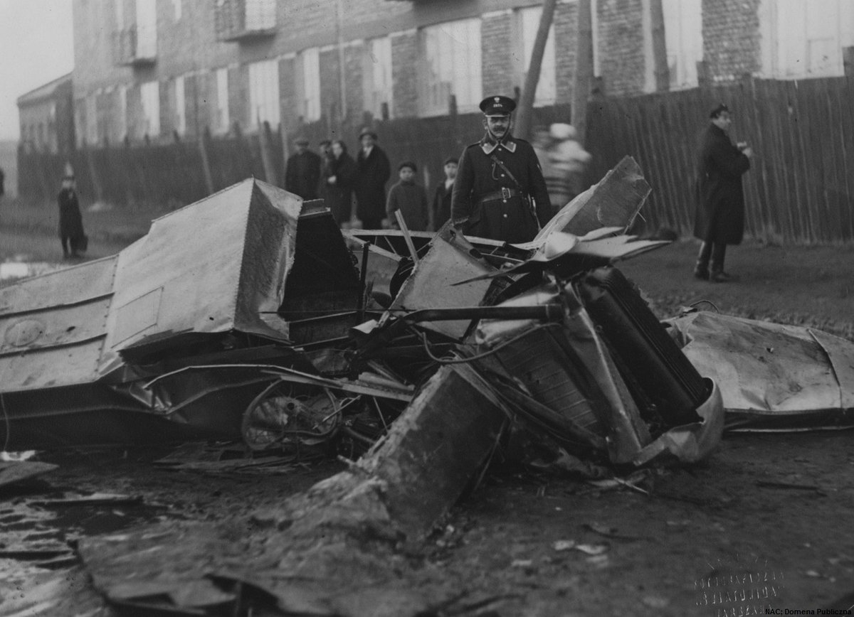 90 lat temu, 21 III 1931 r. w katastrofie lotniczej zginął Zygmunt Puławski, inżynier, konstruktor samolotowy, absolwent <a href="/PW_edu/">Politechnika Warszawska</a>, autor projektów myśliwców PZL.P1 i PZL.P6, opracował oryginalny układ skrzydeł zwany Płatem Puławskiego