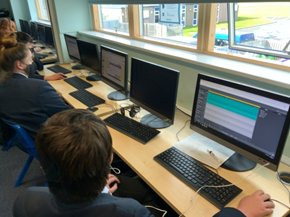 PATCarletonHigh's tweet photo. 🎵🎶Y10 BTEC Music releasing their inner record producer recreating Black Eyed Peas on VIP Studio.
@MaxWheeler I Gotta Feelin’ you might want to check this out!
#TeamCarleton #musicproducers #vipstudio @bep https://t.co/14fW02K2tc