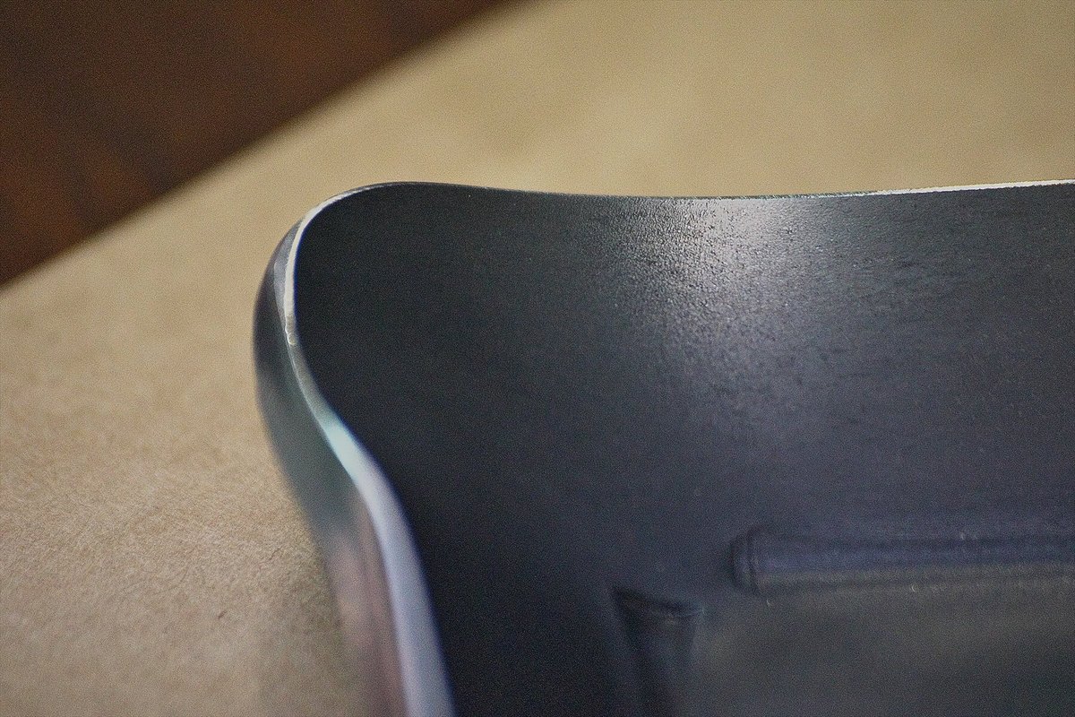 #STEPSTOP商品ラインナップ
【新品】『無骨物』重鉄鉄板（一人用アウトドア鉄板）／7,100円

先日ご紹介した鉄板、まず20個限定で販売します‼️

職人の手作業による曲げ加工が美しく、ひとつひとつ微妙に違います。まさに世界にただひとつ🌍

寸法など詳細は以下URLから
stepstop.shop-pro.jp/?pid=158242650