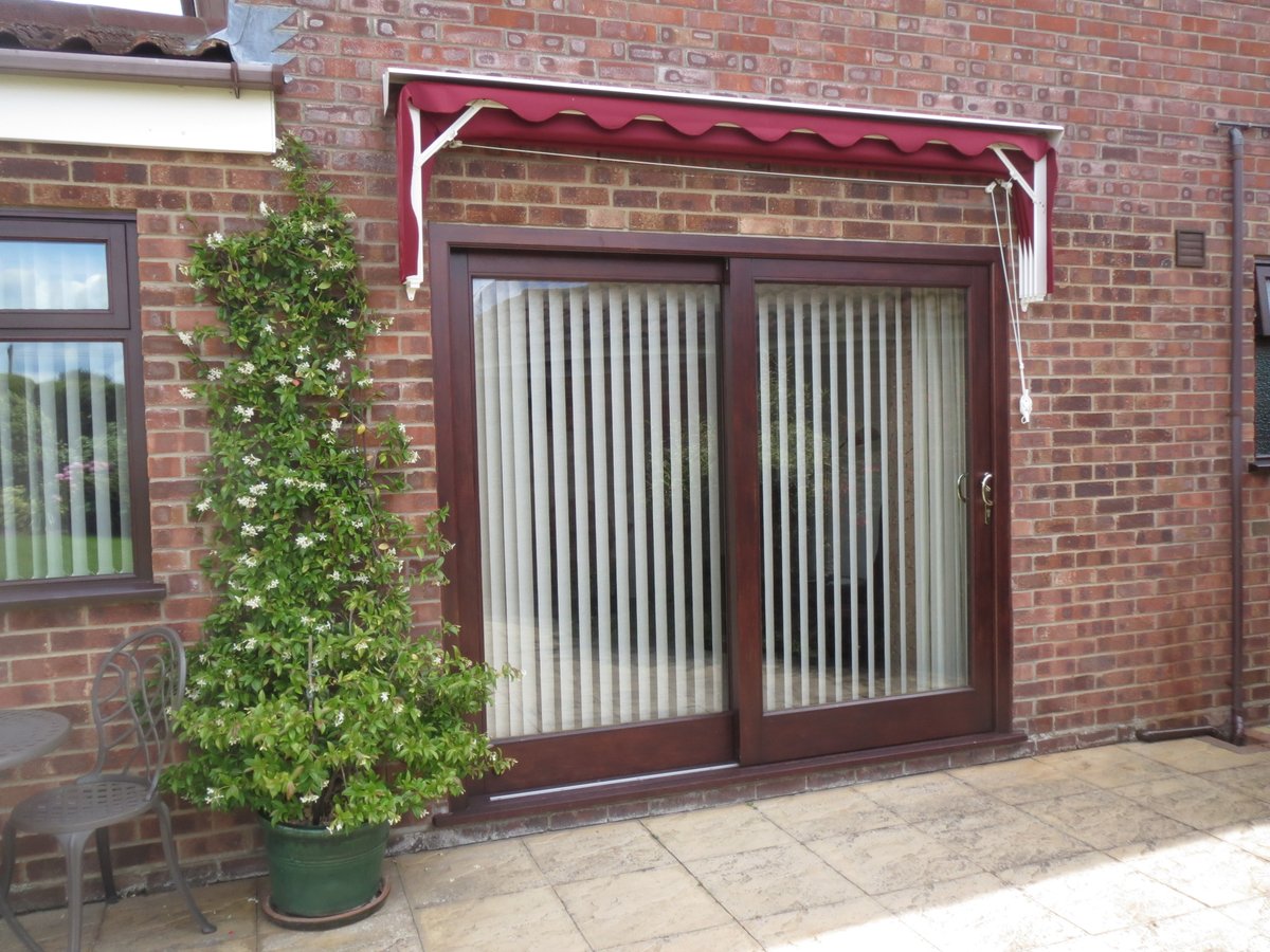 Another #Dutch #Canopy fitted by #Baileysblinds near #Greatyarmouth #sunprotection over a #patiodoor