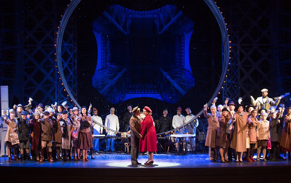 Театр Новая Опера tweet media