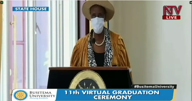 ntvuganda's tweet photo. I would like to thank the President for the decision to send students home due to the COVID-19 outbreak. We have not received any COVID-19 death among the students of this country - Janet Museveni, Education Minister

#BusitemaGraduation #NTVNews https://t.co/1jBIiano7Y