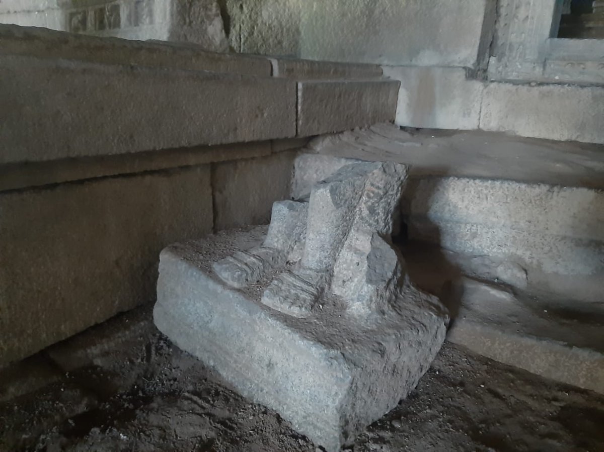 MSDanday's tweet photo. We all must know that in some or the other way, directly or indirectly, we all are responsible for the present condition of our Temples. In a way we all allowed it to happen 😔. By default it becomes our responsibility, to respond to this situation.
#IFailedYou
Voice your support https://t.co/ARfRGPC5fm