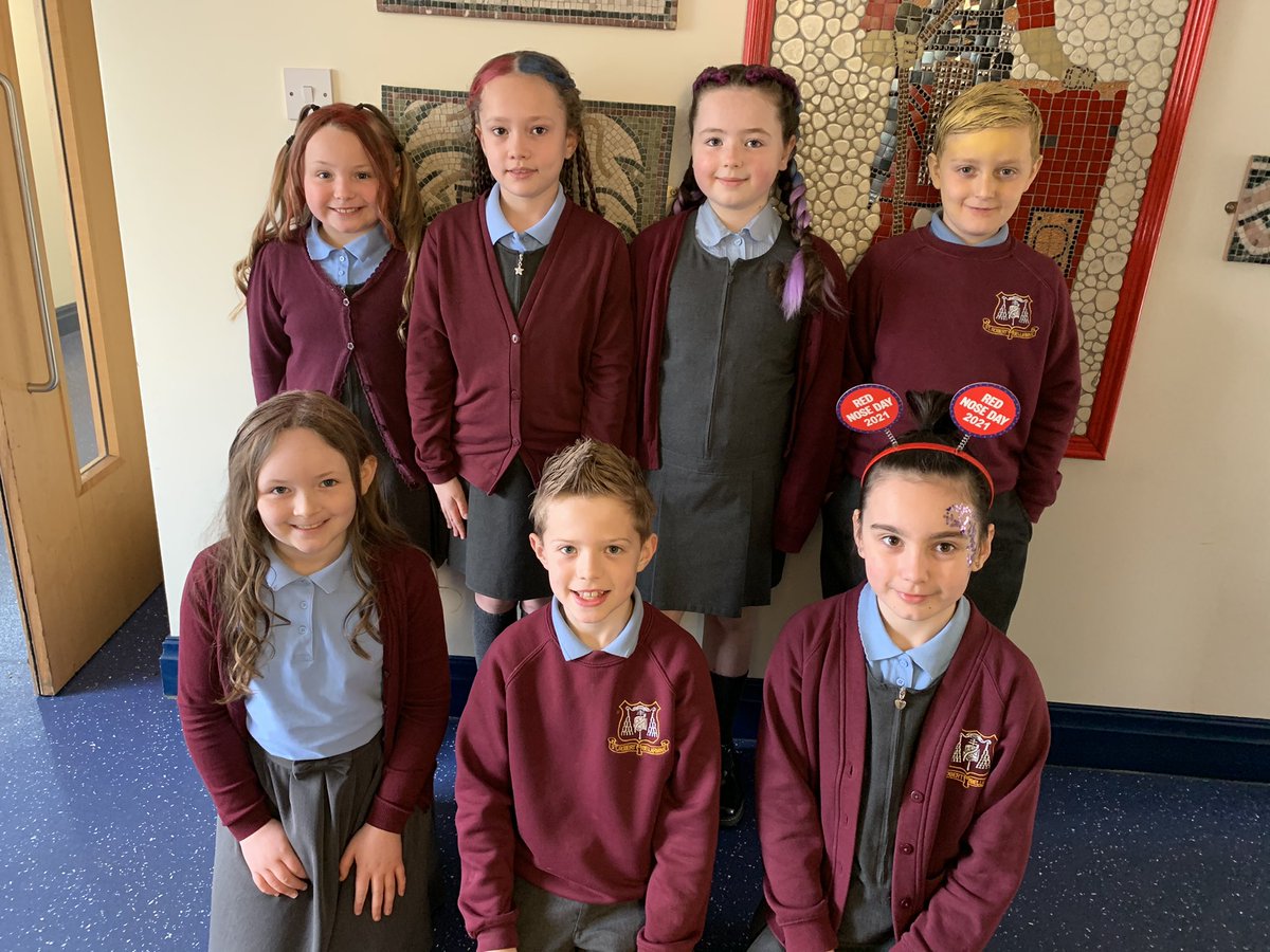 Some crazy hairstyles in Year 3 to raise money for #ComicRelief2021. Don’t they all look amazing?😀