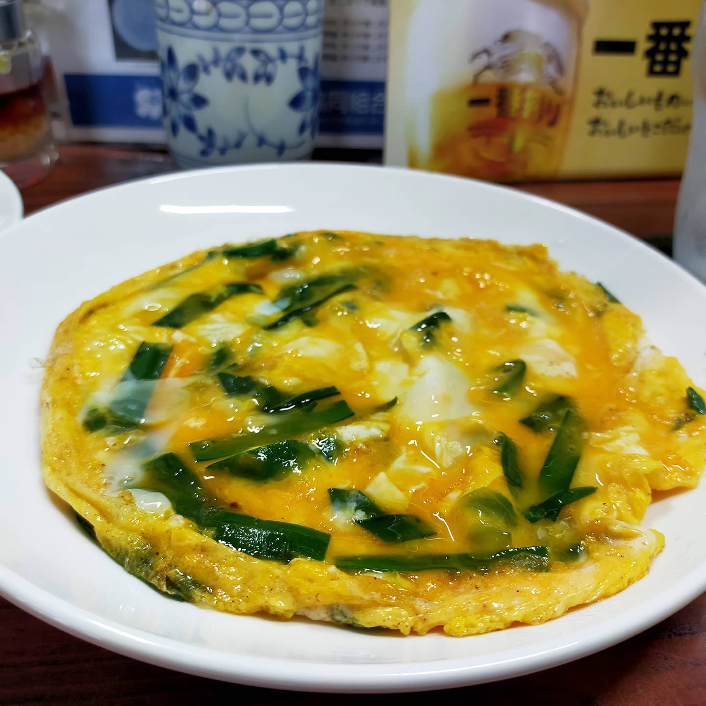 Miyoshino 極薄のキモテキにぷっくり膨れた小ぶりな餃子 ニラトジも丁度よい火の入りでたまらんね 雲龍亭 T Co M2ampg6s6q Twitter