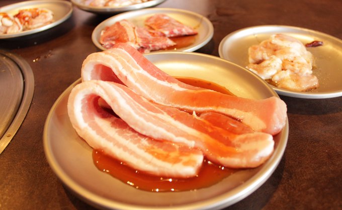 今日はチートデイでしたので
お肉パーティしてきましたの❤ 