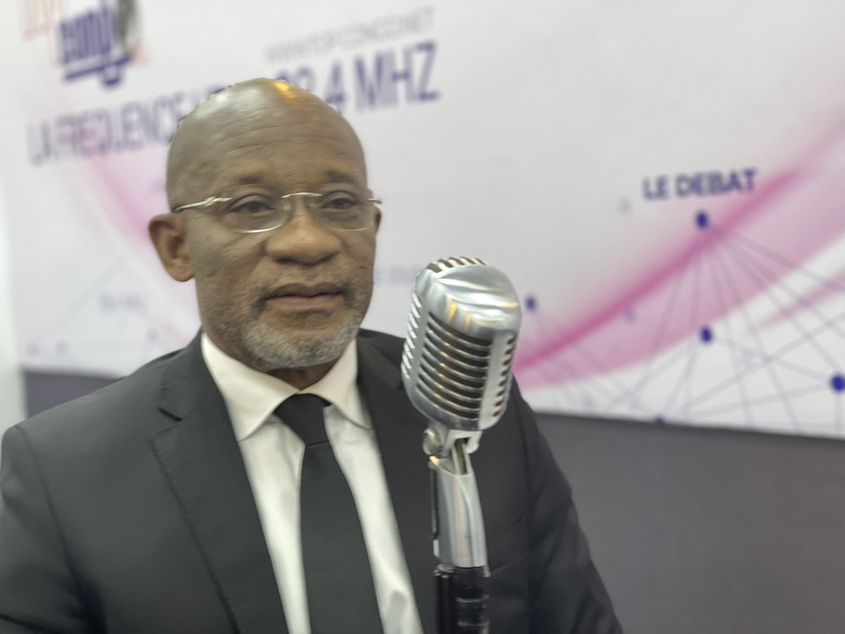 TopCongo's tweet photo. FACE À FACE infrastructures, quel est le bilan du vice-premier ministre Willy #Ngoopos
Ce vendredi 19 mars, 19h45.
@lusakuenoc @MinITP_RDC @Presidence_RDC @PrimatureRDC #RDC #DRC https://t.co/i1EW7OP3ED