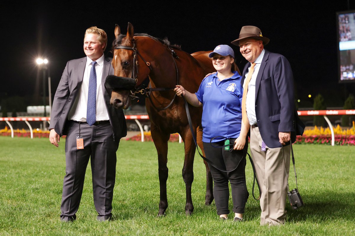 RacingVictoria's tweet photo. 55,000 reasons to smile for @mcevoymitchell after they land the @ladbrokescomau #55SecondChallenge and rich trainer’s bonus at @TheValley with Sunlight’s little #Sisstar breaking the track record in 54.45 seconds under a great ride from apprentice @MattCartwrigh14. https://t.co/YqHEHe4JSv