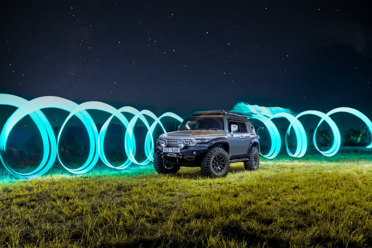 ||FJ CRUISER||

Friday night lights 🚥 

Had a chance to work with this FJ Cruiser build by @extreme_performanceke which is all about the life of the adventure 

#apaphoto #automotivephotography #ToyotaGram