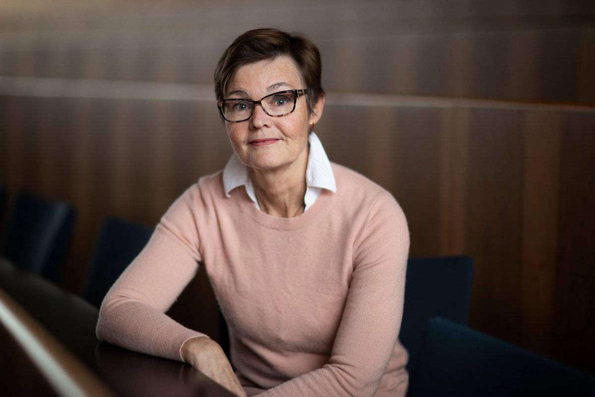 'Hvad er viden værd, hvis den ikke kommer ud til dem, der skal bruge den'? Det har været den røde tråd for uddannelseschef og overlæge Ulla Bjerre-Christensen, som i dag kan fejre sin 60-års fødselsdag. Stort tillykke, <a href="/ulbj1/">U Bjerre-Christensen</a>, fra alle os på SDCC sdcc.dk/presse-og-nyhe…