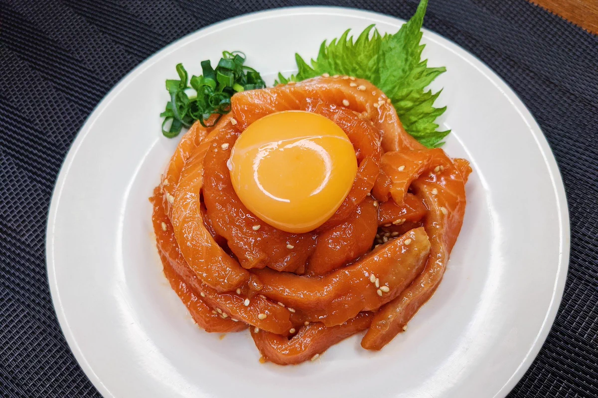 ほぼサーモンと調味料を混ぜるだけ！簡単なのに最高に美味しいお手軽レシピ！