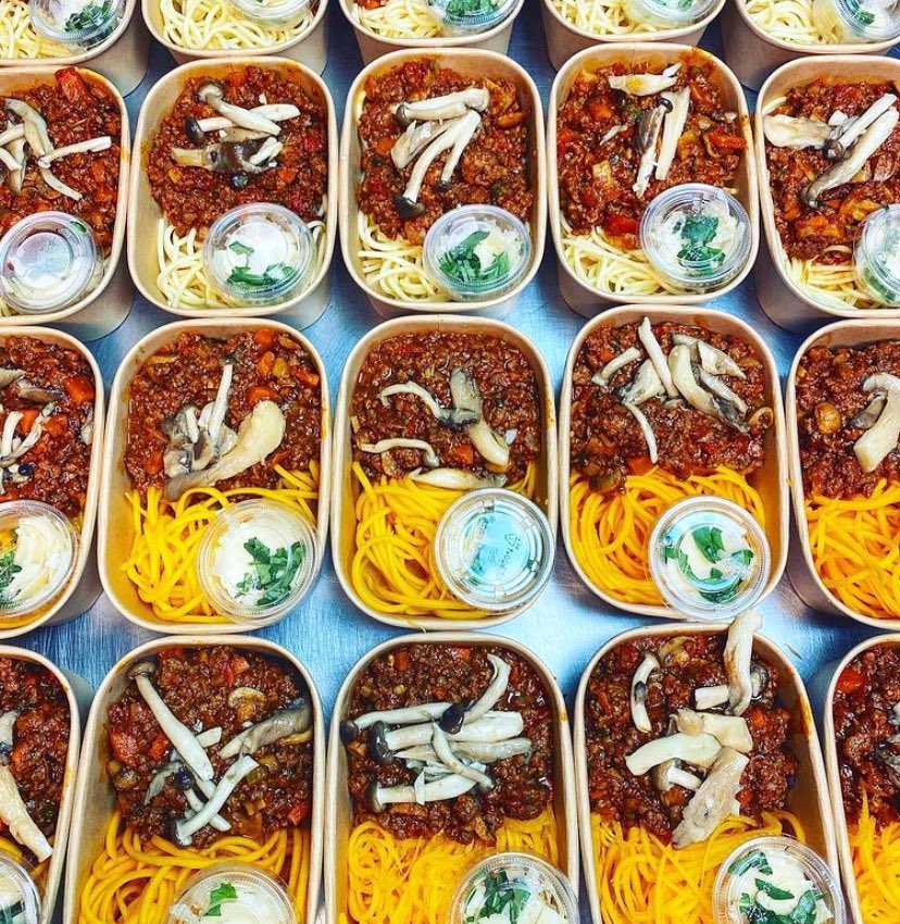 ByChefJen's tweet image. Good morning. I have that #fridayfeeling after a busy week preparing &amp;amp; delivering delicious, healthy meals across Central #London 🚗📦🍛
Order my food &amp;amp; gift packages at bychefjen.co.uk where you will also find a selection of my #recipes perfect for the weekend. 👩‍🍳
#chef