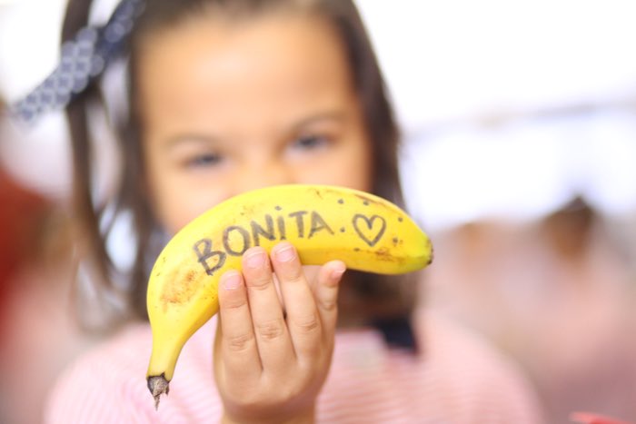 HispanoInglesTF's tweet photo. ¡GRACIAS! Por hacer del momento del desayuno de esta mañana, un momento único; felicidades a los papás por su fiesta, por sus hijos, por nuestros alumnos..., a los abuelos, a quienes hemos dedicado este día... y ¡Feliz #DiaMundialDeLaPoesia!
#dpoesíaHI  #diadelpadre2021 https://t.co/c3PmXAyaTk