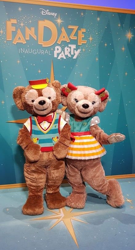 Cafe_Mickey's tweet photo. Op 2 juni 2018 was er het #Disney #FanDaze evenement met extra entertainment, shows, attracties en meer dan 80 Disney figuren in het Walt Disney Studios Park. 
Herbekijk het event: https://t.co/y9KiNwpsVE https://t.co/zcICC3oPJ4