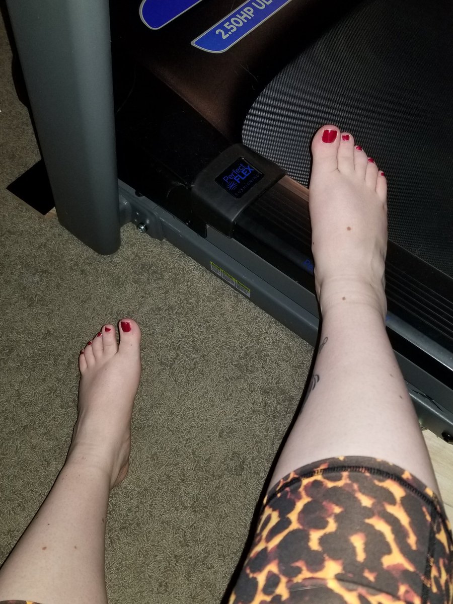 foxyfeet92's tweet photo. Another morning of sore feet after my workout. Which 1 of you foot b****s gonna rub them for me?
https://t.co/smm9RKxB7d
#feetfinder #foot #feet #feetfetish #footfandom https://t.co/u4pCHXkqPm