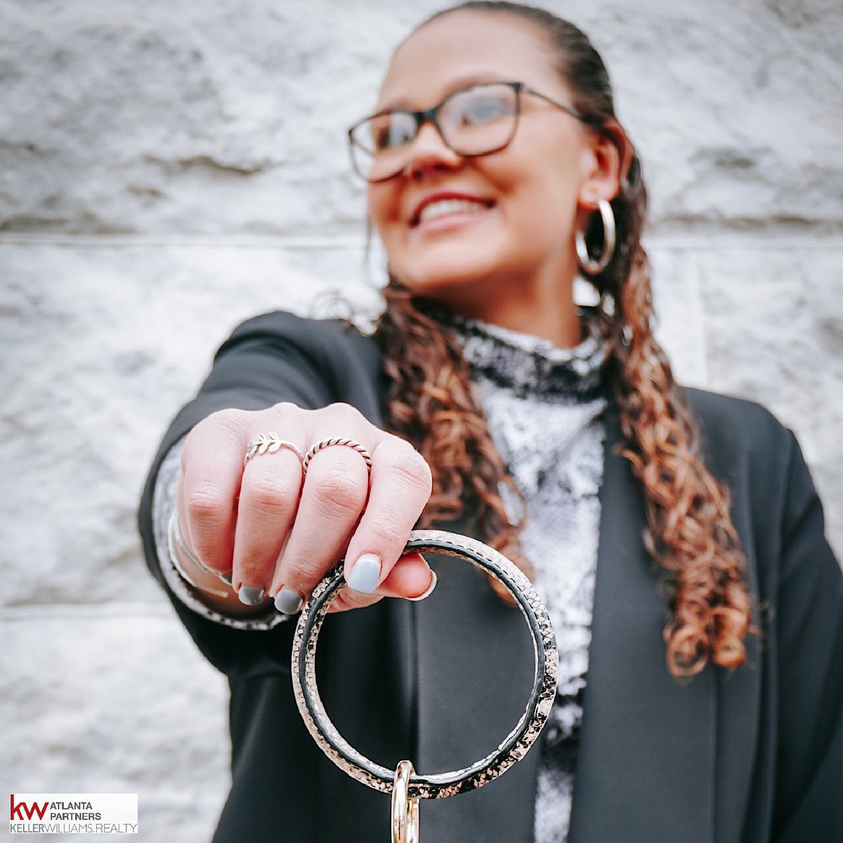 realtoroliviag's tweet photo. Just me, casually handing you the 🔑 to your 💫DREAM HOME💫
Don't wait, we can start the search TODAY!! If you're ready to have your feet kicked up on your coffee table within your own oasis of square footage, you know who to call!
📲470-216-8995📲 https://t.co/sCeBpqZ7nt