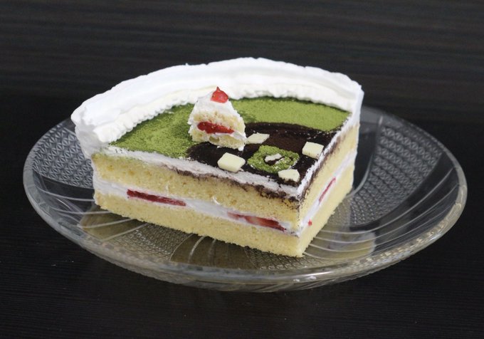 野球盤みたいな ショートがショートケーキのケーキ が話題に 発想が面白いｗ 小さいショートケーキがかわいい 1 2 ページ ねとらぼ